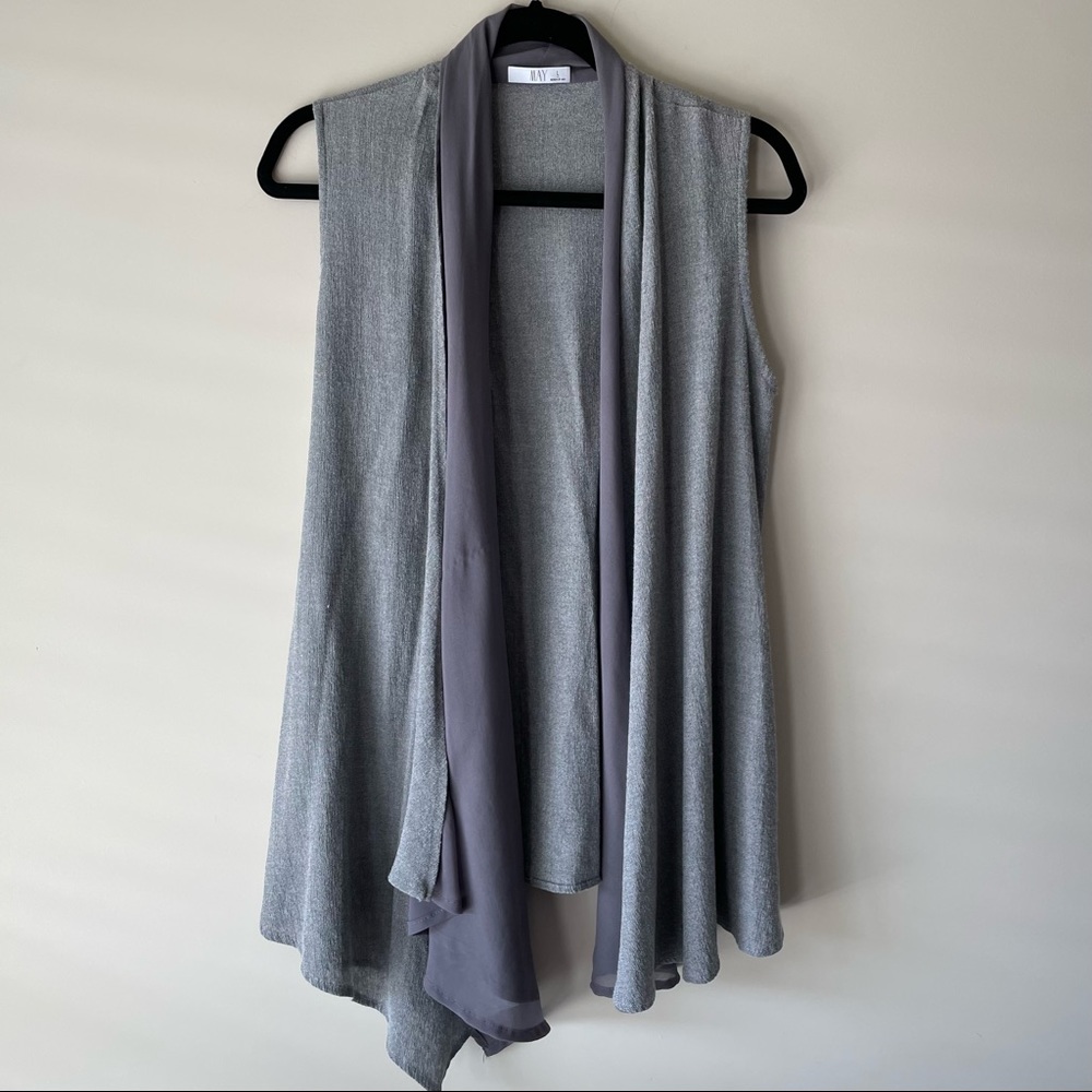 Asymmetrical Two Tone Flowy Vest